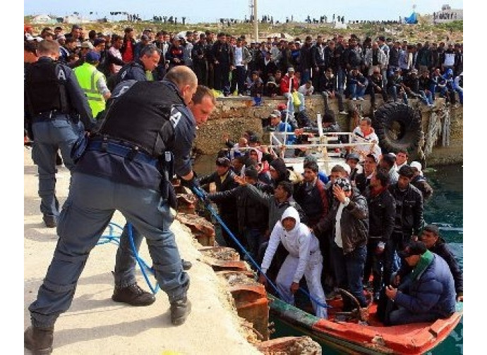 Accoglienza profughi Accoglienza profughi